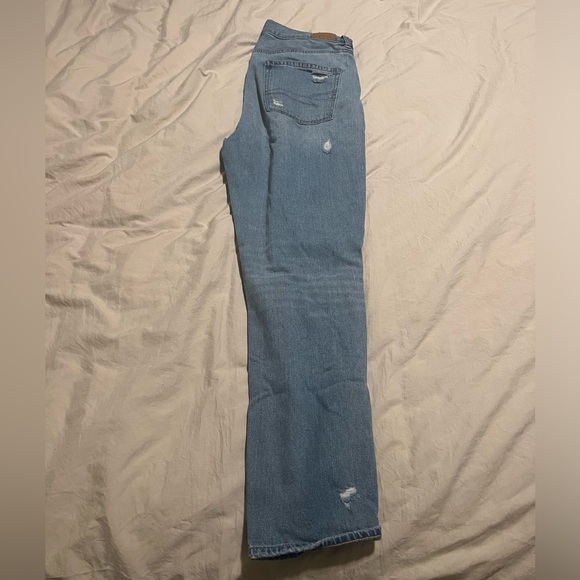 American Eagle Mom Jeans - Picture 4 of 6